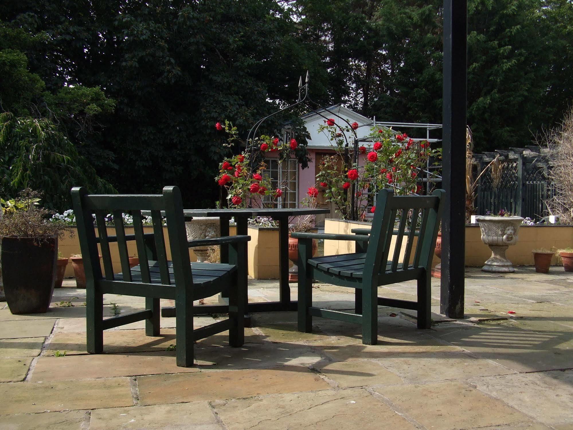 Roseview B&B Rhyl Eksteriør billede